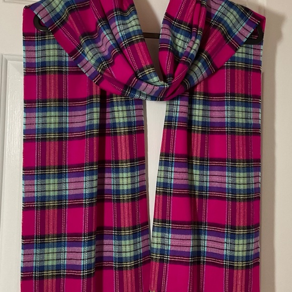 Plaid Cashmere Scarf - NWOT - Picture 9 of 10